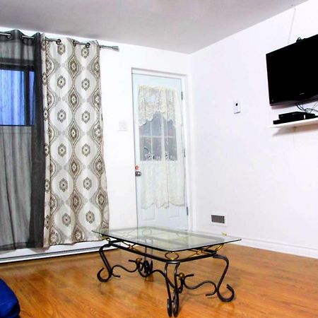 Private Comfy Apartment In Montréal Eksteriør bilde